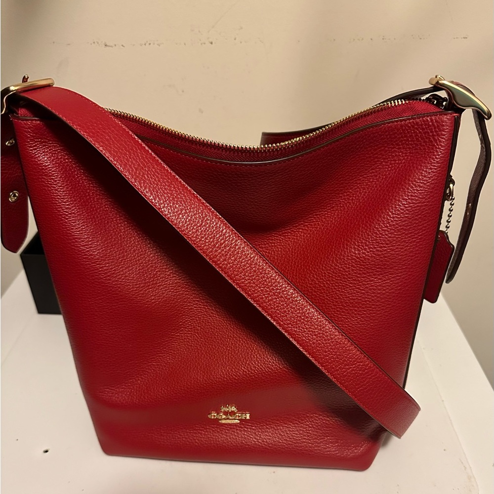 Used once! Coach purse only used one time.